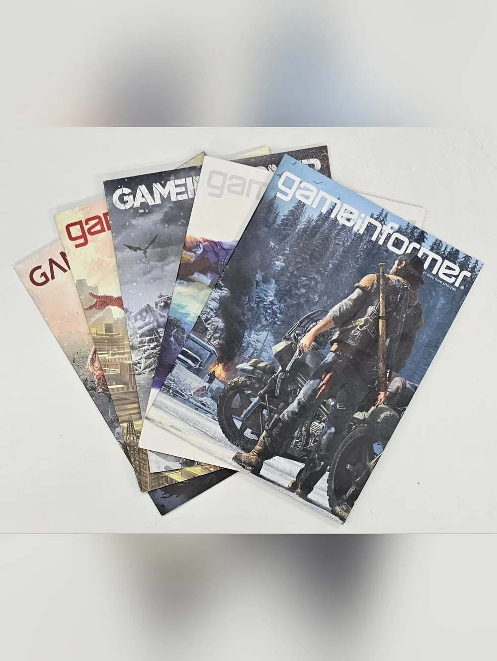 Game Informer Magazine 2018, Spider-Man, God Of War, Days Gone Lot Of 5, Unused